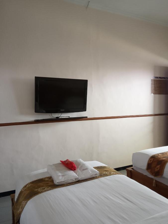 New Merdeka Hotel Jembel Eksteriør billede